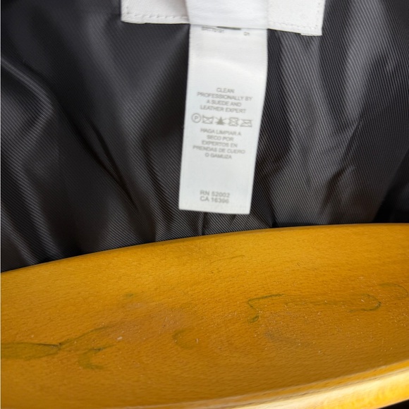 Liz Claiborne Women’s Black Suede Jacket - Picture 5 of 5